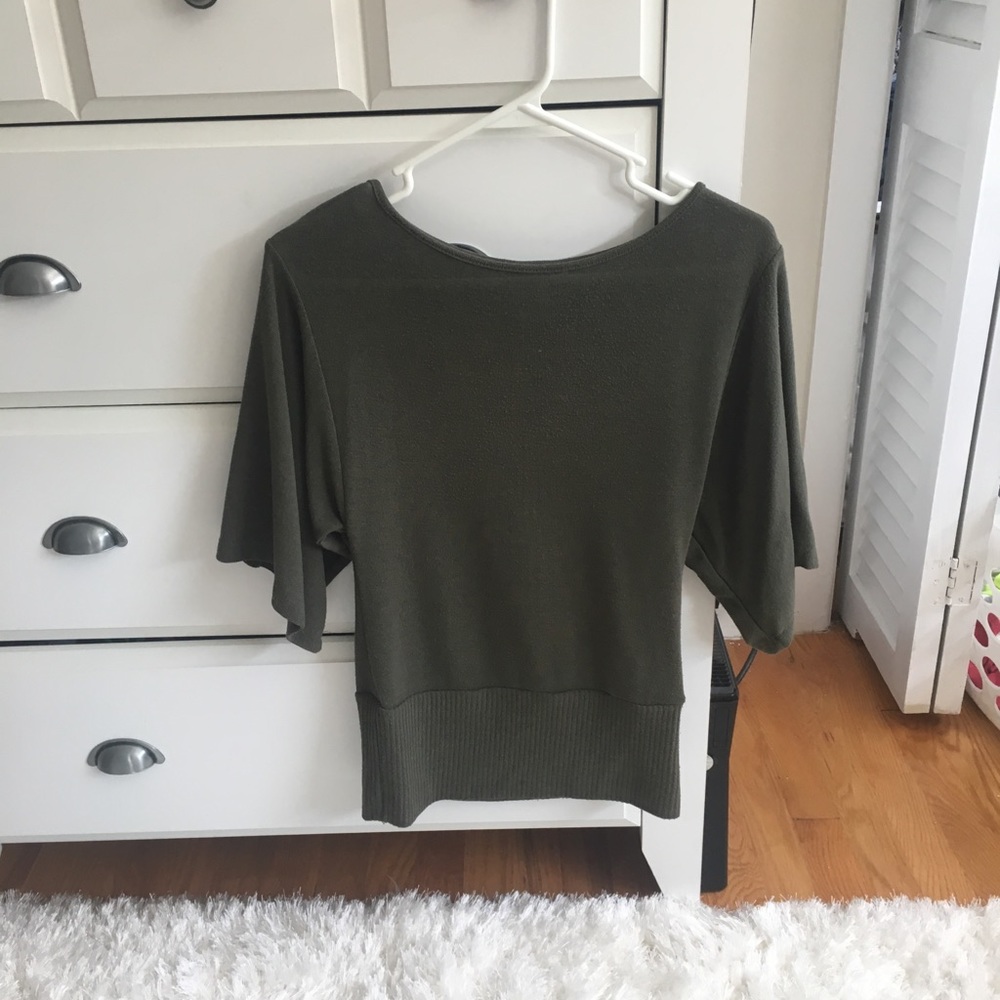 Olive Green sweater with 1/2 sleeve